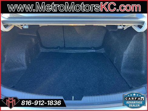 Used 2021 Chevrolet Malibu LS FWD image 32