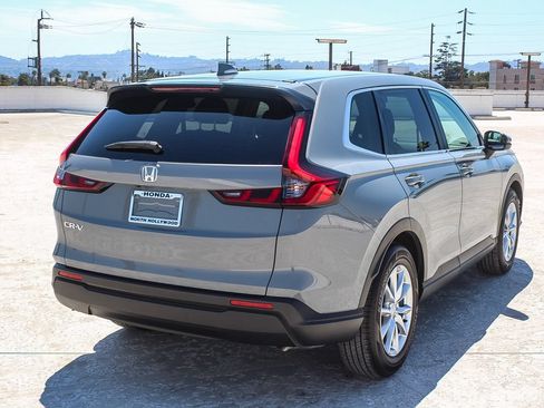 Certified 2026 Honda CR-V EX image 6