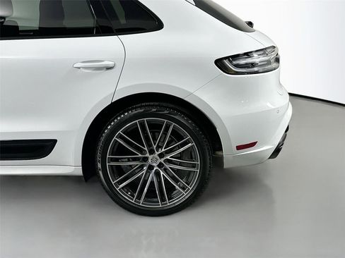 Certified 2025 Porsche Macan Turbo AWD/4WD image 12