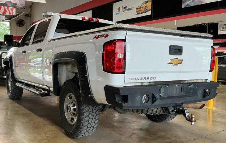 Used 2019 Chevrolet Silverado 2500 W/T AWD/4WD image 3
