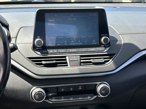 Used 2021 Nissan Altima 2.5 SR FWD image 16