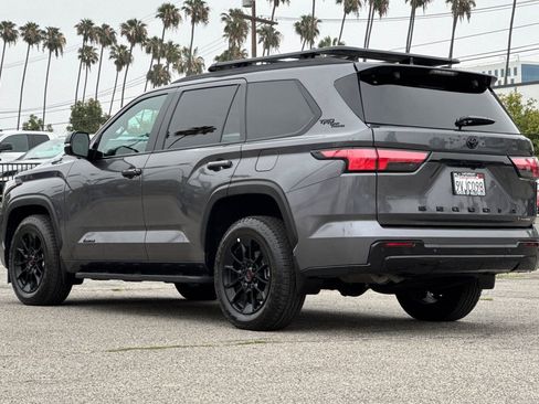 Certified 2025 Toyota Sequoia Limited AWD/4WD image 6