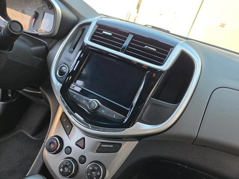 Used 2018 Chevrolet Sonic Premier FWD image 37