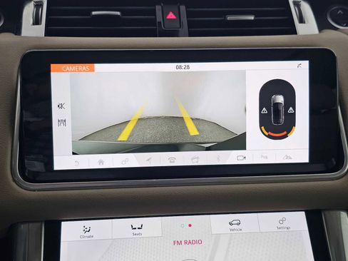 Used 2020 Land Rover Range Rover Sport HSE image 26