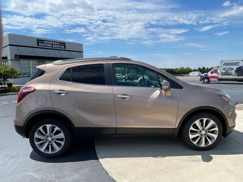 Used 2019 Buick Encore Preferred w/ Safety Package FWD image 8