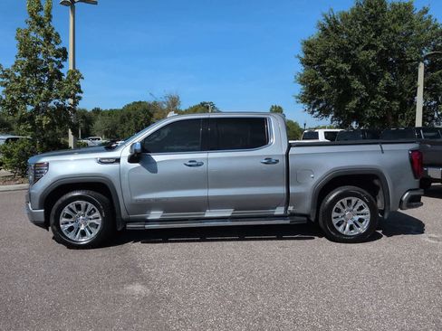 Used 2024 GMC Sierra 1500 Denali w/ Technology Package AWD/4WD image 3
