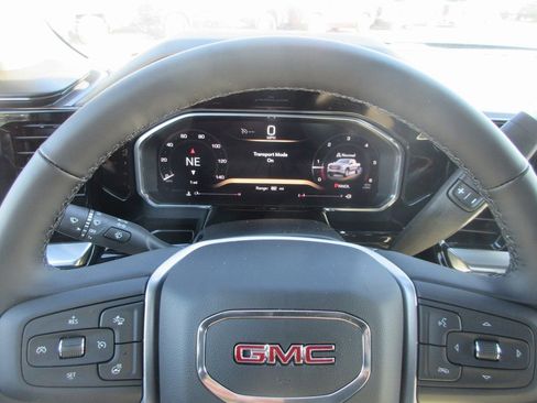 New 2026 GMC Sierra 1500 SLE image 16