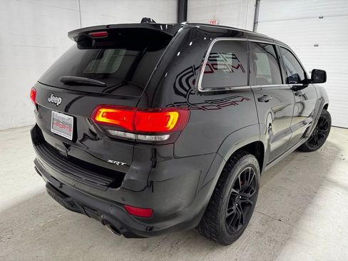 Used 2015 Jeep Grand Cherokee SRT w/ Luxury Group II image 4
