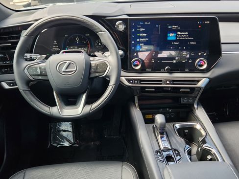 Used 2025 Lexus RX 350 Premium Plus w/ Convenience Package AWD/4WD image 17