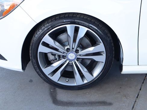 Used 2016 Mercedes-Benz CLA 250 image 12