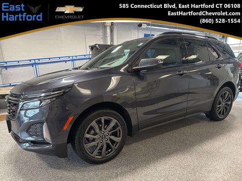 Used 2022 Chevrolet Equinox RS w/ Infotainment Package image 1