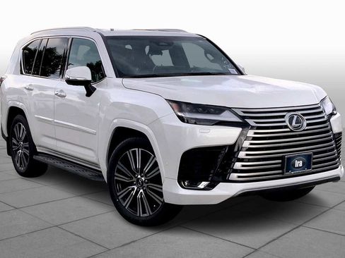 New 2025 Lexus LX 700h Luxury image 2