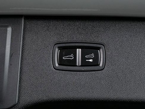 New 2026 Porsche Cayenne image 33