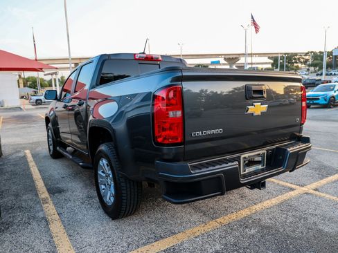 Used 2016 Chevrolet Colorado LT w/ LT Convenience Package RWD image 10