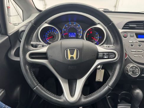 Used 2011 Honda Fit Sport image 16