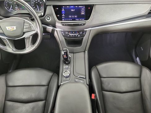 Certified 2024 Cadillac XT5 Premium Luxury AWD/4WD image 16