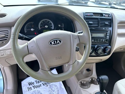 Used 2008 Kia Sportage LX image 11