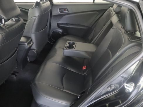 Used 2020 Toyota Prius Prime XLE FWD image 9