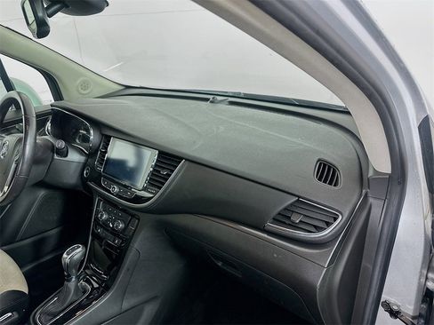 Used 2017 Buick Encore Preferred image 26