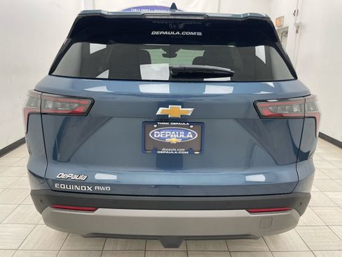 New 2027 Chevrolet Equinox LT w/ Convenience Package II AWD/4WD image 19
