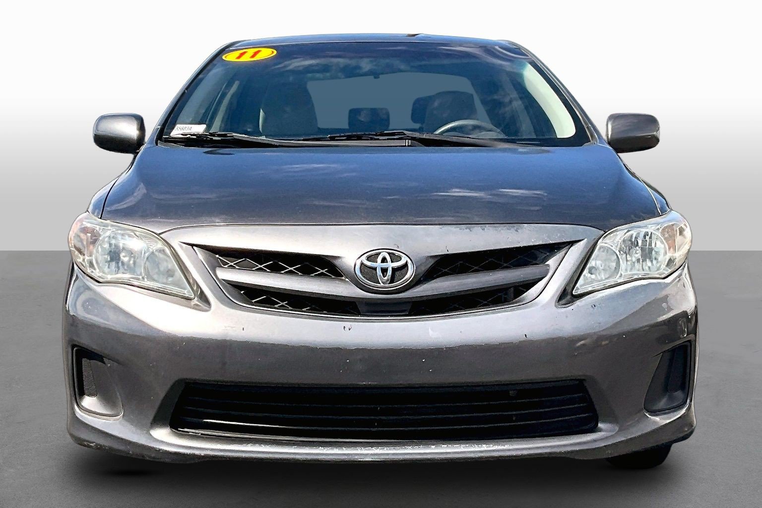 Used 2011 Toyota Corolla LE FWD image 3