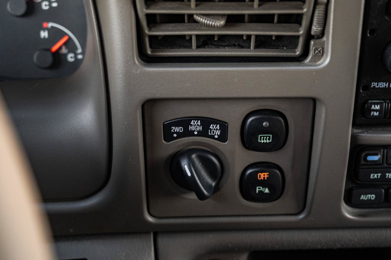 Used 2003 Ford Excursion Limited AWD/4WD image 22