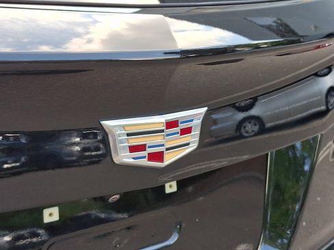 Used 2023 Cadillac XT4 Premium Luxury w/ Technology Package AWD/4WD image 30
