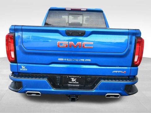 Used 2024 GMC Sierra 1500 AT4 w/ AT4 Preferred Package AWD/4WD image 6