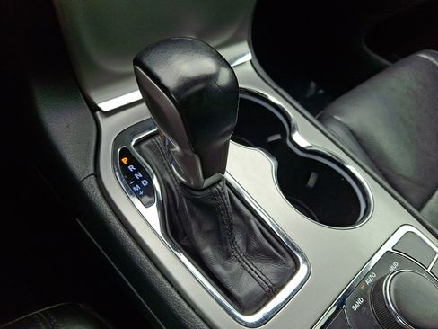 Used 2020 Jeep Grand Cherokee Limited w/ Luxury Group II image 15