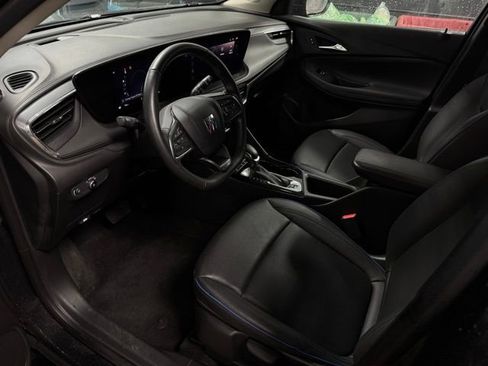 Used 2025 Buick Encore GX Sport Touring image 15
