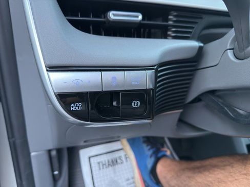 Used 2023 Hyundai Ioniq 5 SEL image 28