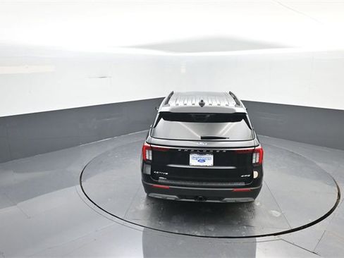 New 2026 Ford Explorer Active w/ Active Comfort Package image 22