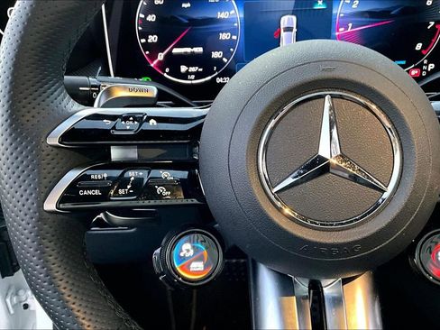 Certified 2025 Mercedes-Benz GLC 43 AMG 4MATIC image 20