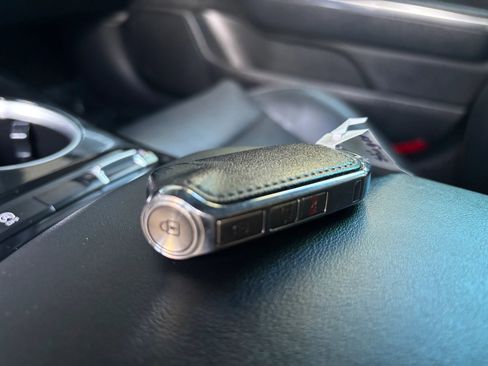 Used 2021 Kia Stinger GT-Line image 29