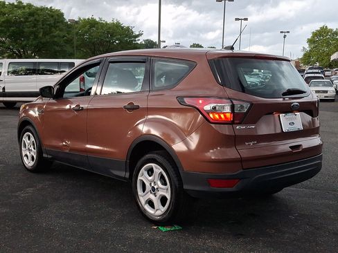 Used 2017 Ford Escape S FWD image 4