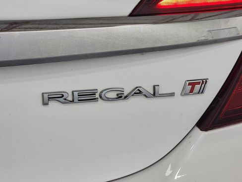 Used 2015 Buick Regal Premium FWD image 9