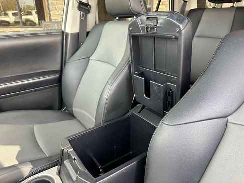 Used 2019 Toyota 4Runner SR5 Premium AWD/4WD image 16