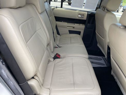 Used 2017 Ford Flex SEL w/ Equipment Group 202A FWD image 27
