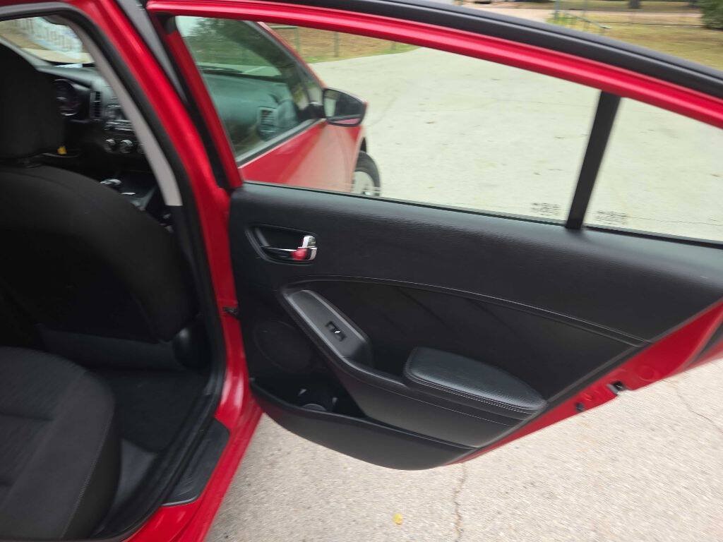 Used 2016 Kia Forte LX FWD image 19