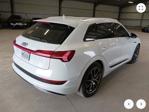 Used 2019 Audi e-tron Prestige AWD/4WD image 5