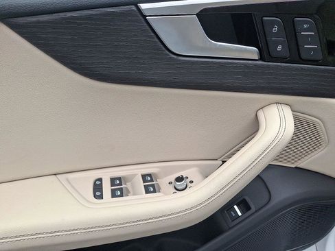 Used 2025 Audi A5 2.0T Prestige image 12