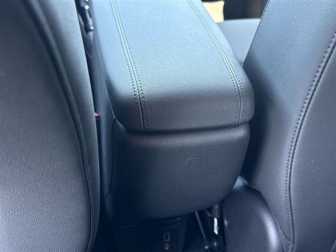 Used 2024 Buick Encore GX Preferred FWD image 20