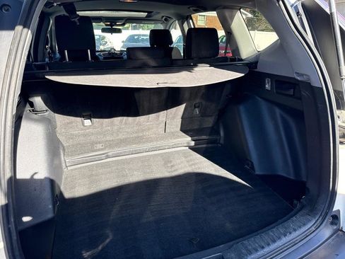 Used 2017 Honda CR-V EX image 14