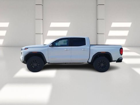 New 2026 GMC Canyon Elevation image 4