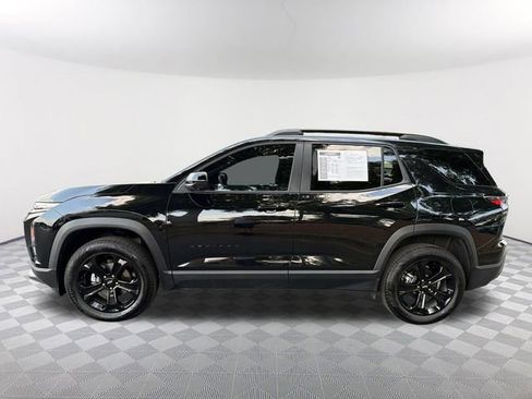 Used 2025 Chevrolet Equinox LT w/ Convenience Package II FWD image 8
