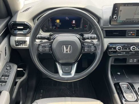 Used 2023 Honda Pilot Elite image 19