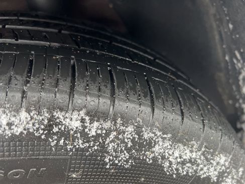 Certified 2023 Kia Niro EX image 46