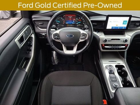 Certified 2022 Ford Explorer XLT w/ Class IV Trailer Tow Package image 14