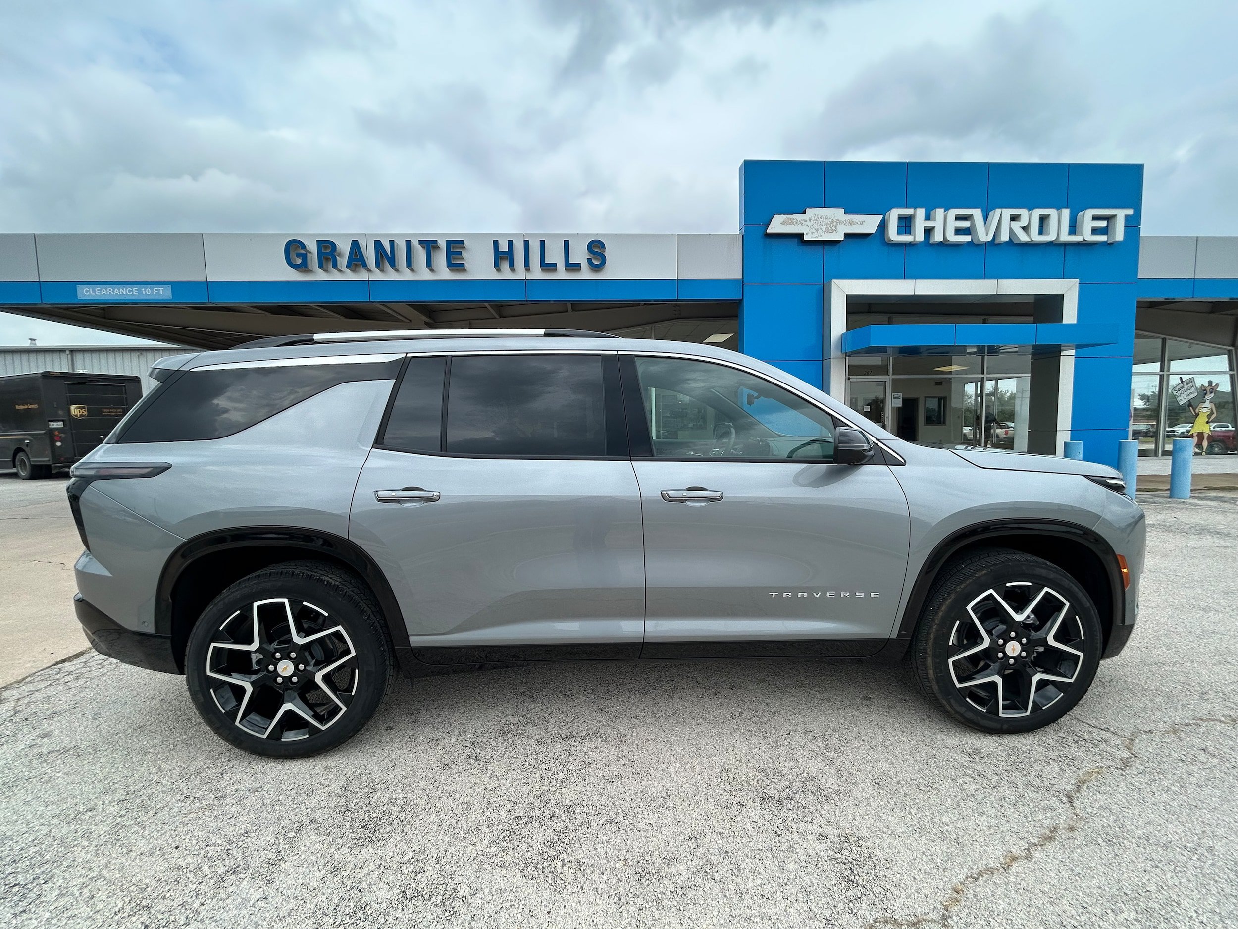 New 2026 Chevrolet Traverse High Country FWD image 12