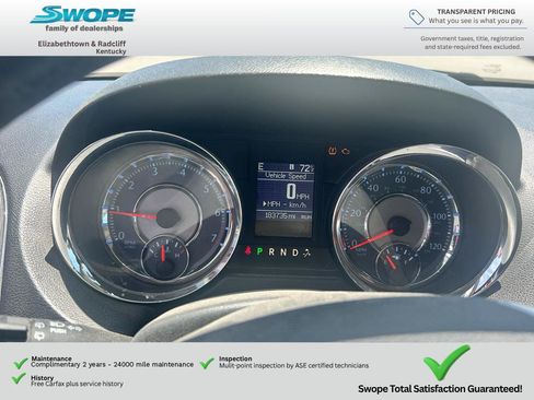 Used 2013 Chrysler Town & Country Touring FWD image 18